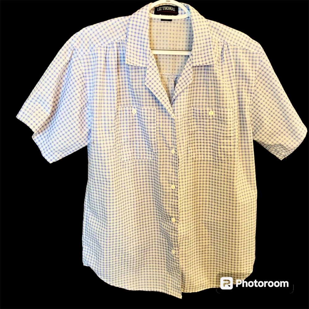 🌻Liz Thomas Blue checked shirt. Size L
